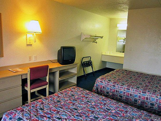 Motel 6-Farmington Hills, Mi - Northwest - فارمنجتون هيلز المظهر الخارجي الصورة